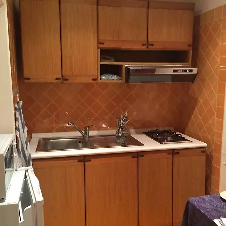 Appartamentino 116 Via Chiaia * Napels