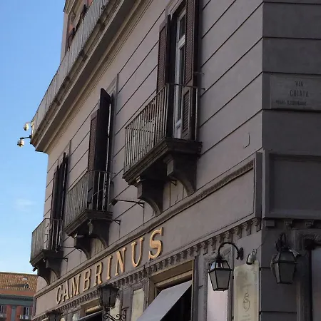 Appartement Appartamentino 116 Via Chiaia Napels